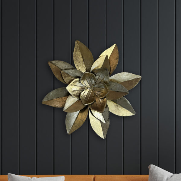 Small Gold Star Metal flower wall art