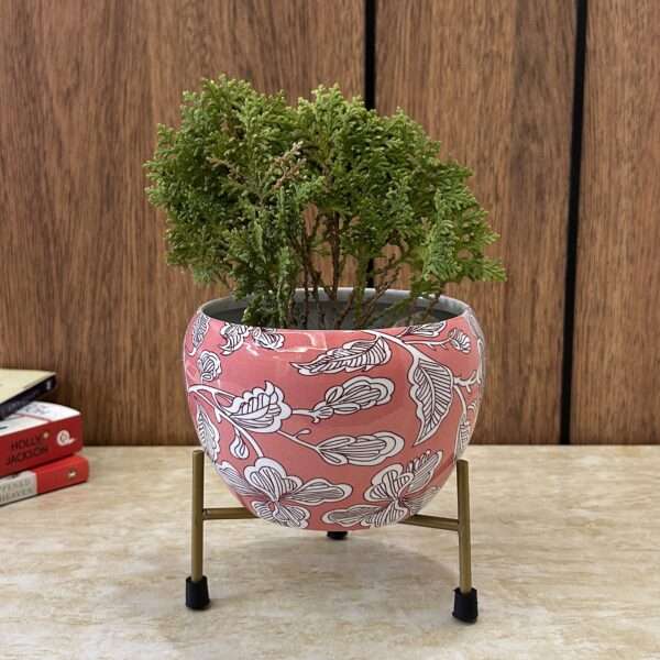 Baby Pink Urban Planter – Elegant & Durable Metal Pot for Indoor Decorr